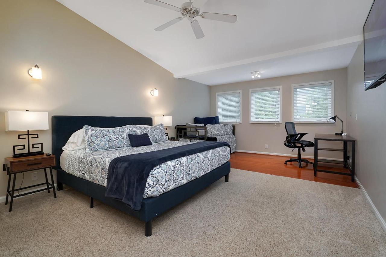 Restaurant Row Townhouse 2 King Bedrooms لويفيل المظهر الخارجي الصورة