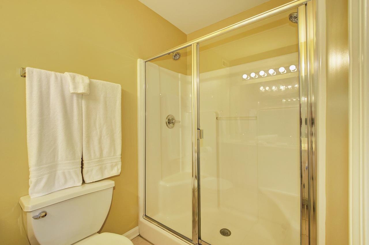 Restaurant Row Townhouse 2 King Bedrooms لويفيل المظهر الخارجي الصورة