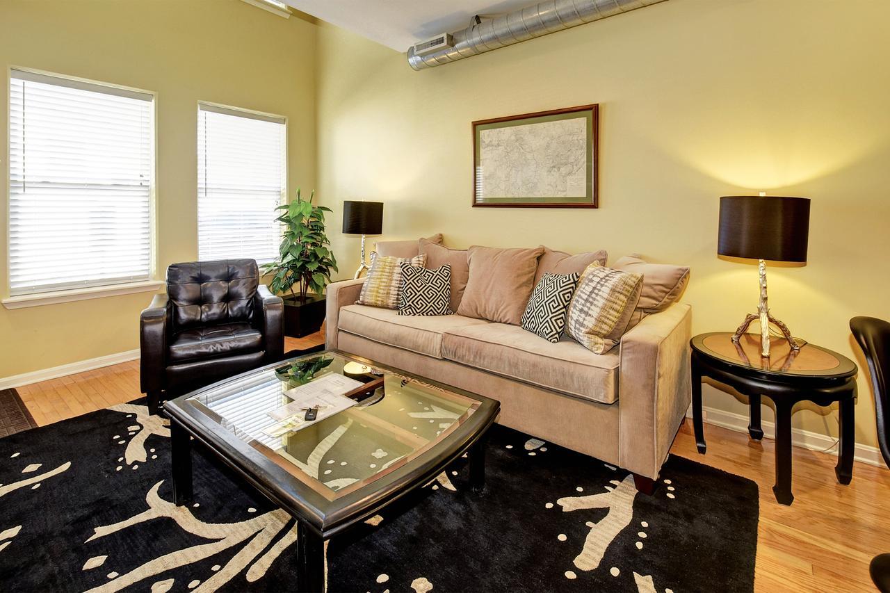 Restaurant Row Townhouse 2 King Bedrooms لويفيل المظهر الخارجي الصورة
